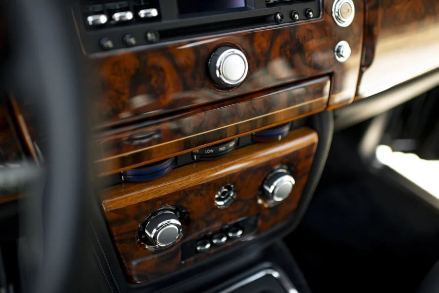 2010 Rolls-Royce Phantom VII - Image 23 of 31