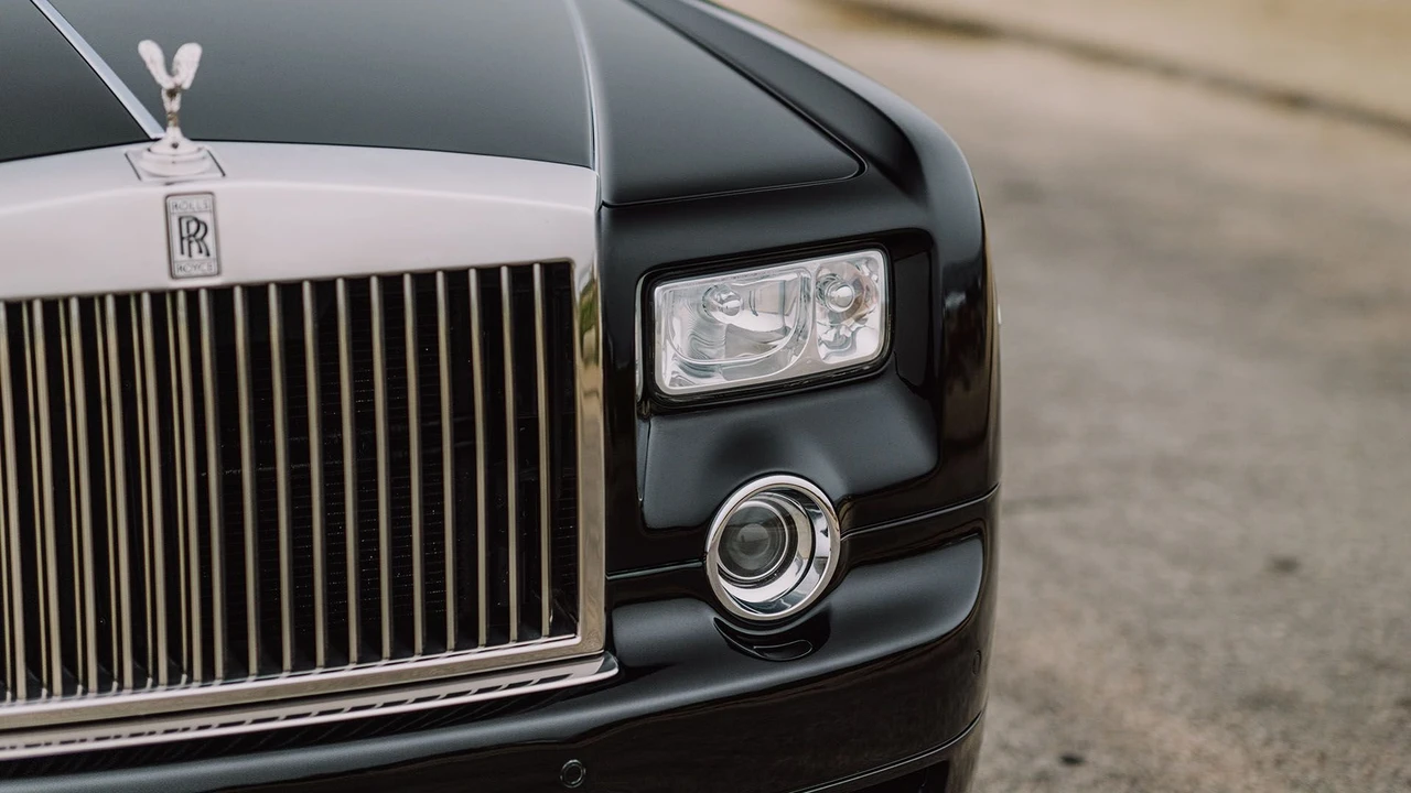 2010 Rolls-Royce Phantom VII - Image 13 of 31