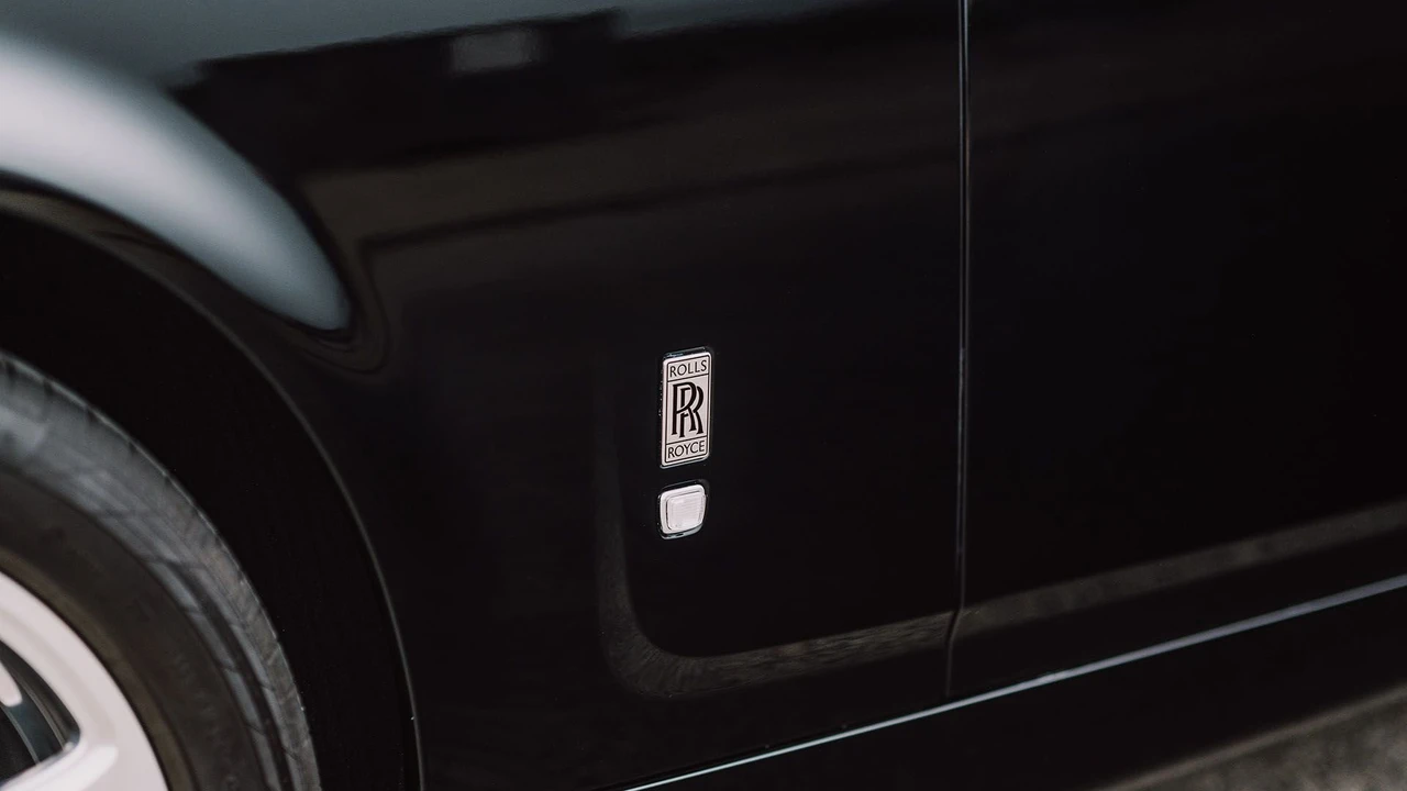 2010 Rolls-Royce Phantom VII - Image 17 of 31