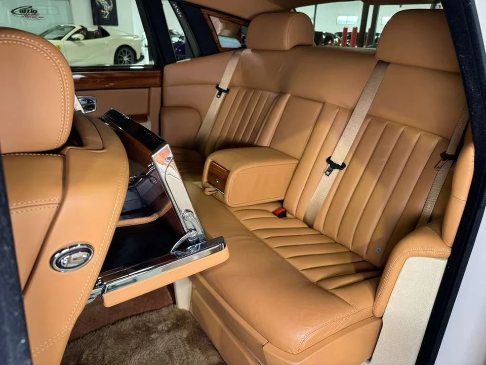 2010 Rolls-Royce Phantom VII - Image 12 of 12