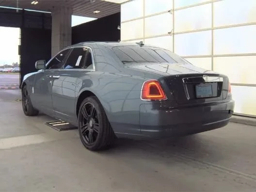 2010 Rolls-Royce Ghost 1st Gen - Image 8 of 19