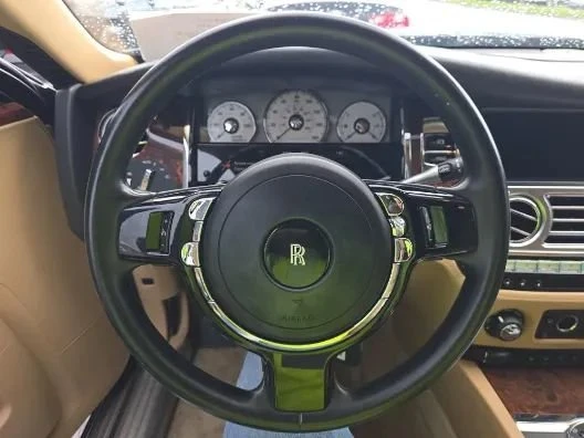 2010 Rolls-Royce Ghost 1st Gen - Image 14 of 19