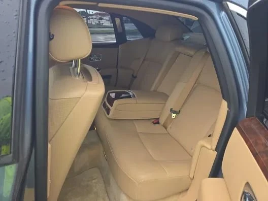 2010 Rolls-Royce Ghost 1st Gen - Image 17 of 19