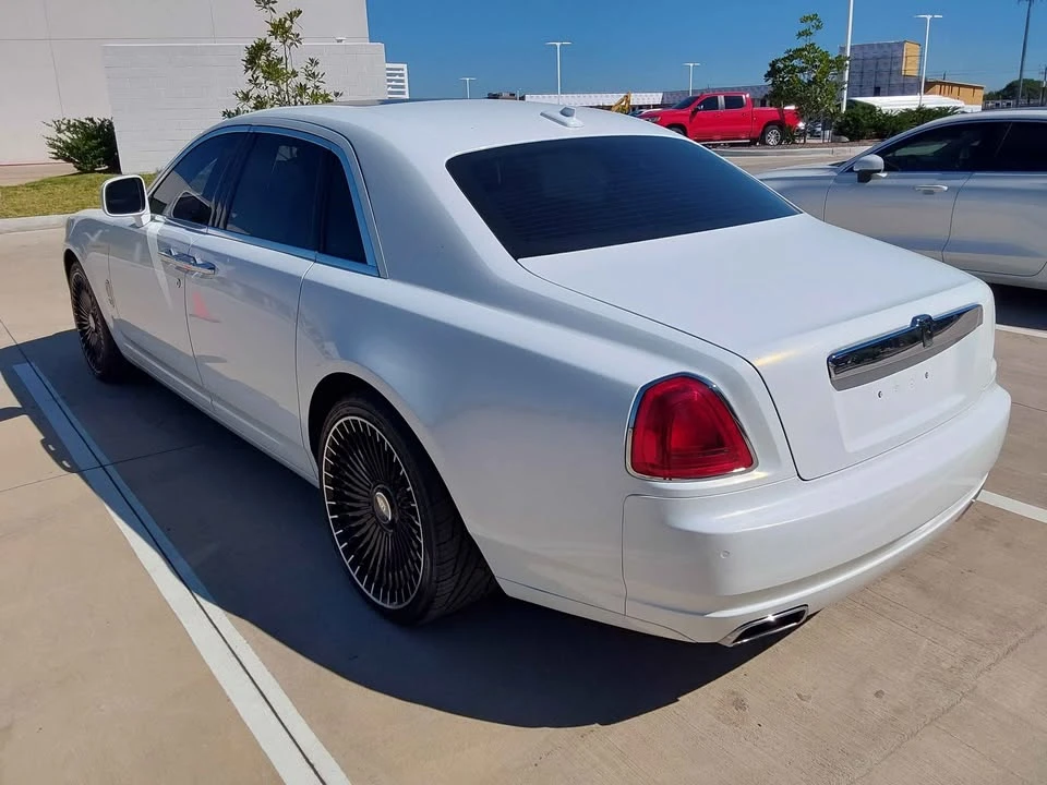 2010 Rolls-Royce Ghost 1st Gen - Image 5 of 7