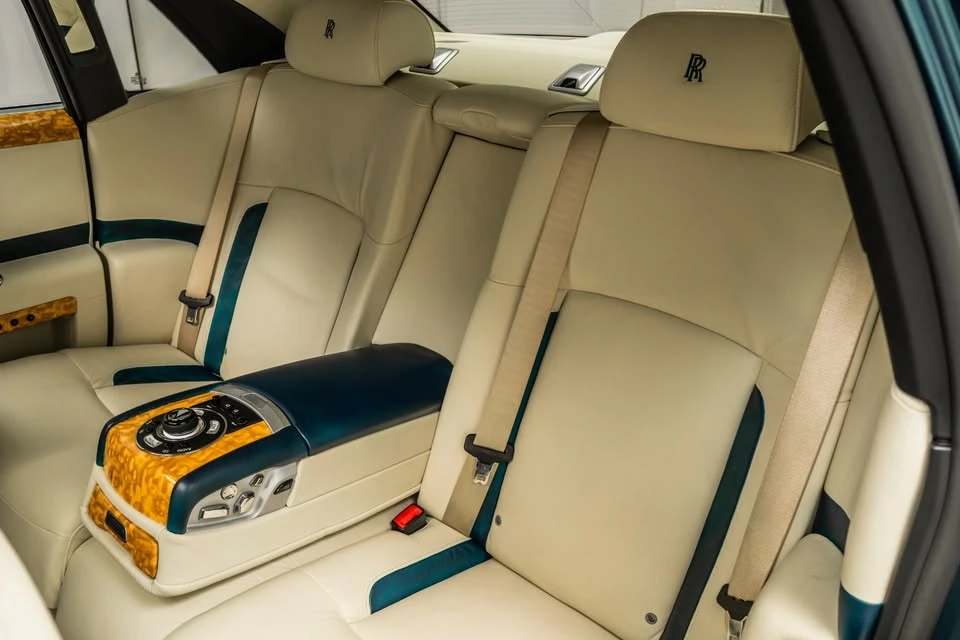 2010 Rolls-Royce Ghost 1st Gen - Image 7 of 8