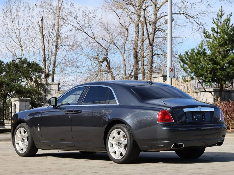 2010 Rolls-Royce Ghost 1st Gen - Image 6 of 16