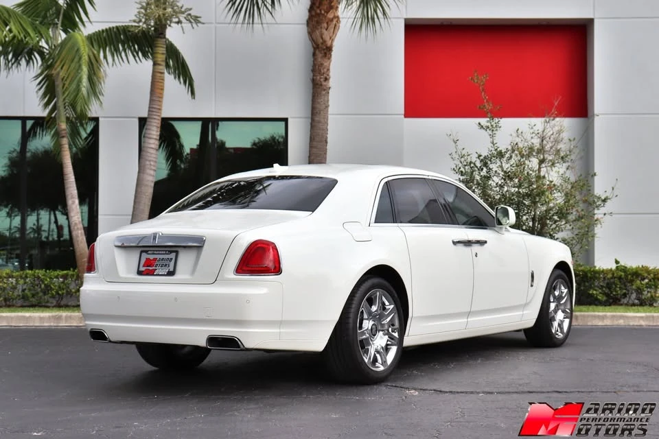 2010 Rolls-Royce Ghost 1st Gen - Image 10 of 15