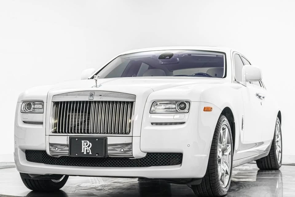 2010 Rolls-Royce Ghost 1st Gen - Image 4 of 15
