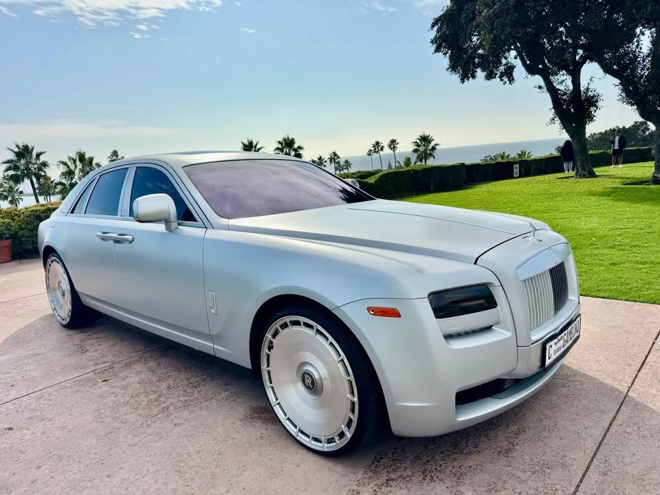 2010 Rolls-Royce Ghost 1st Gen - Image 5 of 15