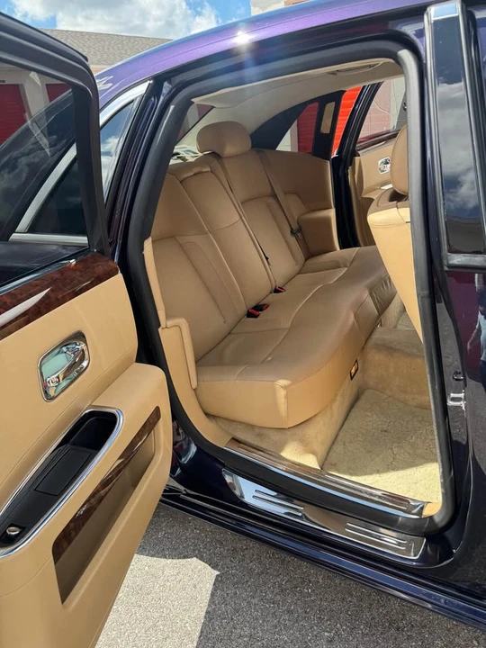 2010 Rolls-Royce Ghost 1st Gen - Image 15 of 19