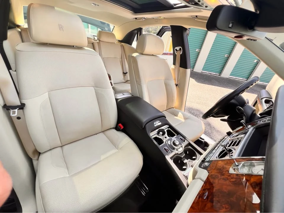 2010 Rolls-Royce Ghost 1st Gen - Image 15 of 20