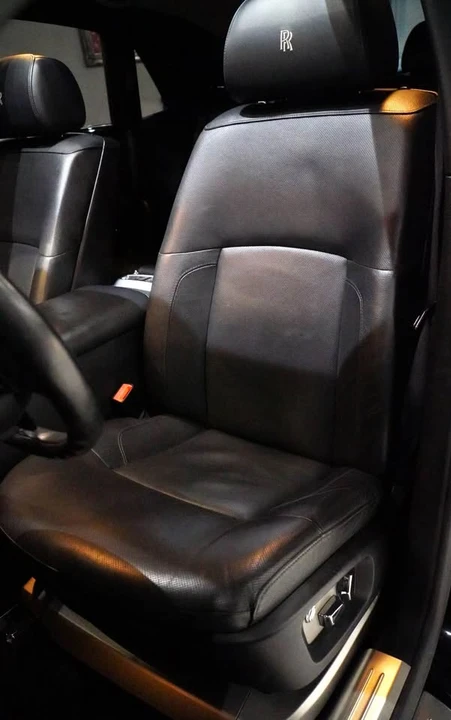 2010 Rolls-Royce Ghost 1st Gen - Image 10 of 12