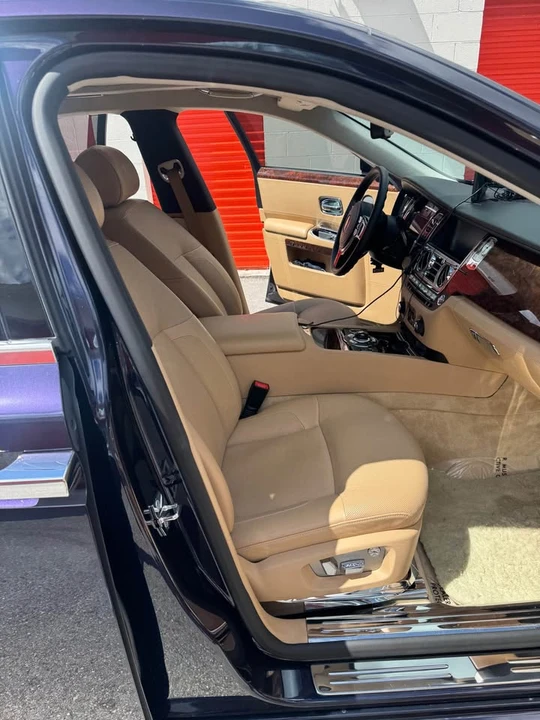2010 Rolls-Royce Ghost 1st Gen - Image 14 of 19