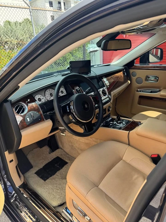 2010 Rolls-Royce Ghost 1st Gen - Image 7 of 19
