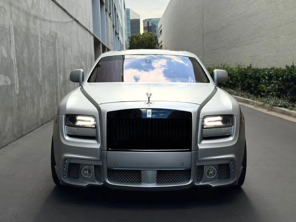 2010 Rolls-Royce Ghost 1st Gen - Image 3 of 17