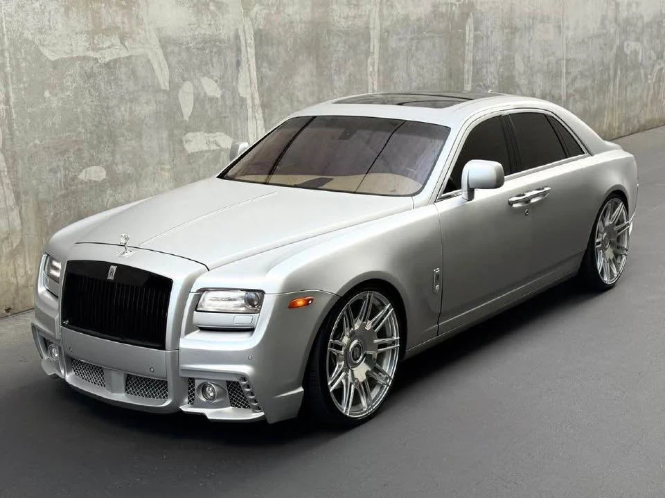 2010 Rolls-Royce Ghost 1st Gen - Image 2 of 17
