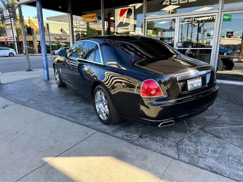 2010 Rolls-Royce Ghost 1st Gen - Image 3 of 8