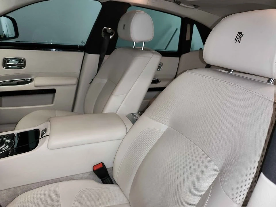2010 Rolls-Royce Ghost 1st Gen - Image 2 of 10
