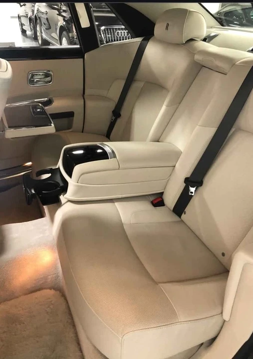 2010 Rolls-Royce Ghost 1st Gen - Image 2 of 19