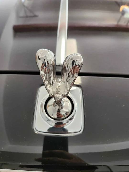 2010 Rolls-Royce Ghost 1st Gen - Image 11 of 19