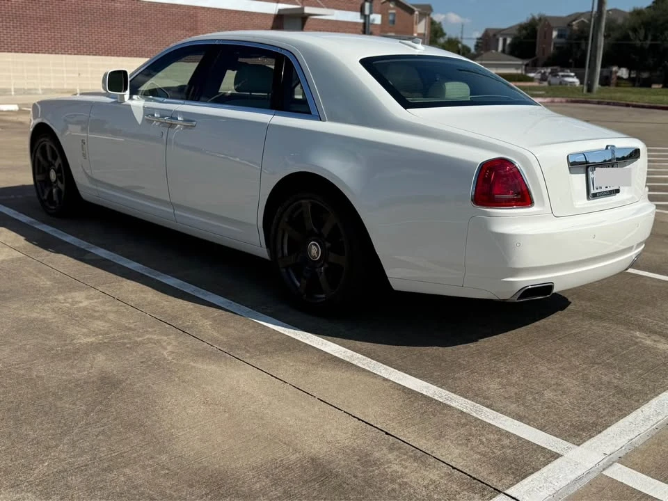 2010 Rolls-Royce Ghost 1st Gen - Image 4 of 9