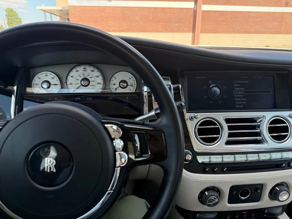 2010 Rolls-Royce Ghost 1st Gen - Image 6 of 9
