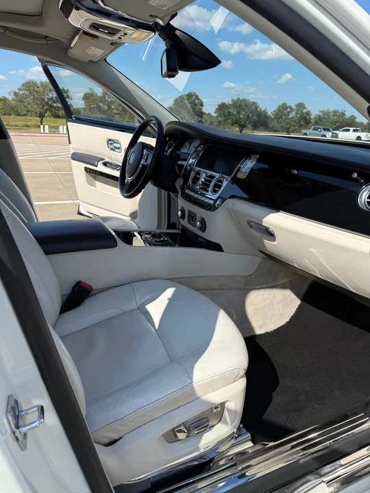 2010 Rolls-Royce Ghost 1st Gen - Image 7 of 9