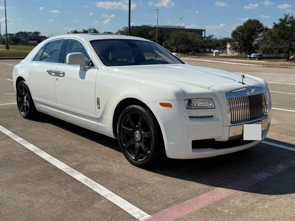2010 Rolls-Royce Ghost 1st Gen - Image 2 of 9