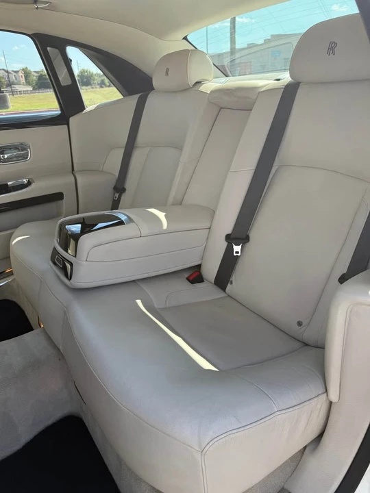 2010 Rolls-Royce Ghost 1st Gen - Image 9 of 9