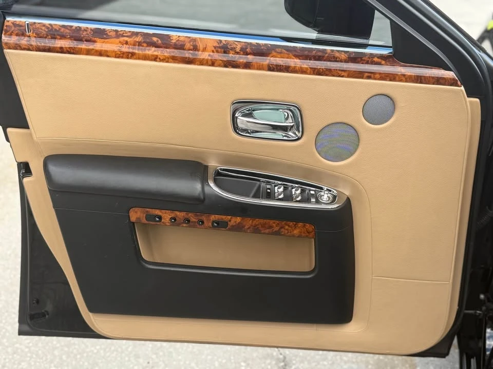 2010 Rolls-Royce Ghost 1st Gen - Image 18 of 20
