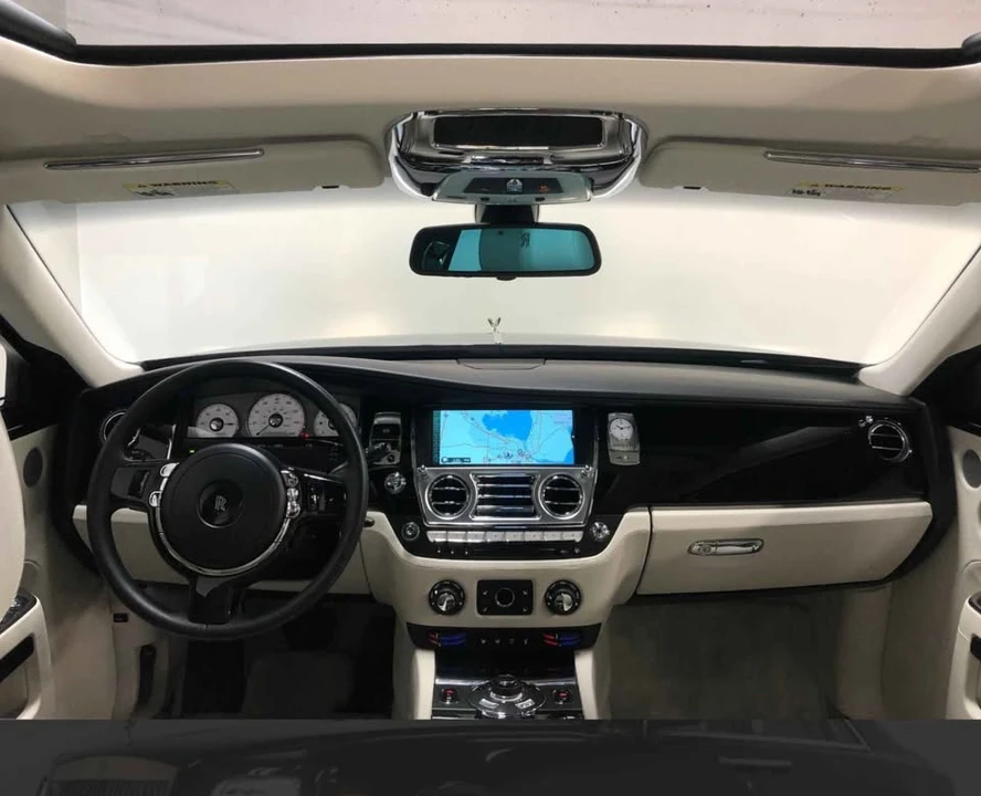 2010 Rolls-Royce Ghost 1st Gen - Image 5 of 20