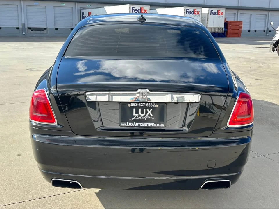 2010 Rolls-Royce Ghost 1st Gen - Image 10 of 19