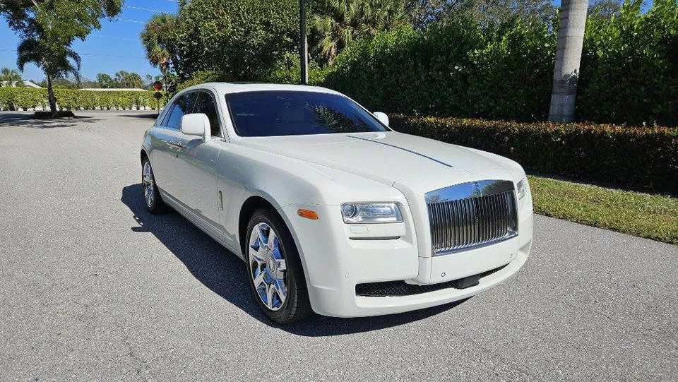 2010 Rolls-Royce Ghost 1st Gen - Image 13 of 20