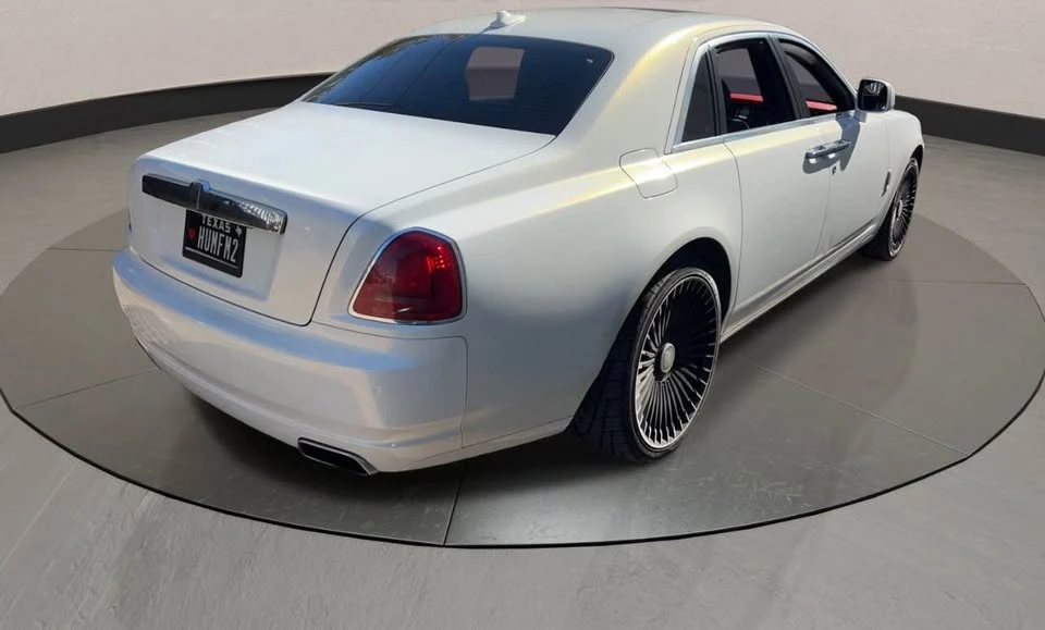 2010 Rolls-Royce Ghost 1st Gen - Image 4 of 13