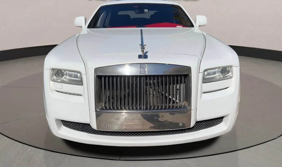 2010 Rolls-Royce Ghost 1st Gen - Image 2 of 12