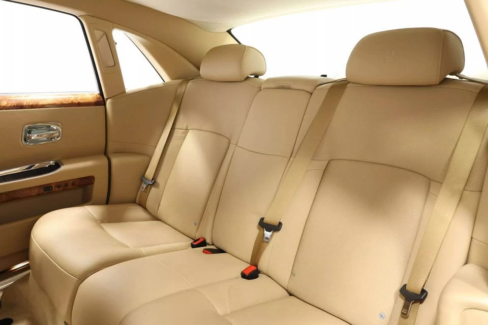 2010 Rolls-Royce Ghost 1st Gen - Image 16 of 19