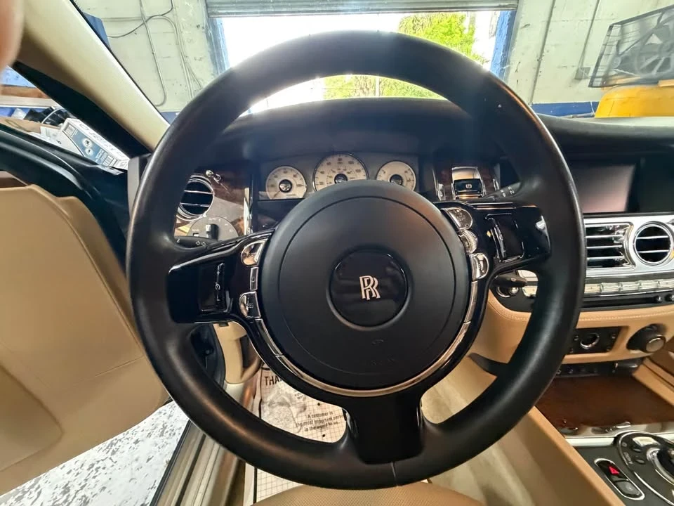 2010 Rolls-Royce Ghost 1st Gen - Image 18 of 20