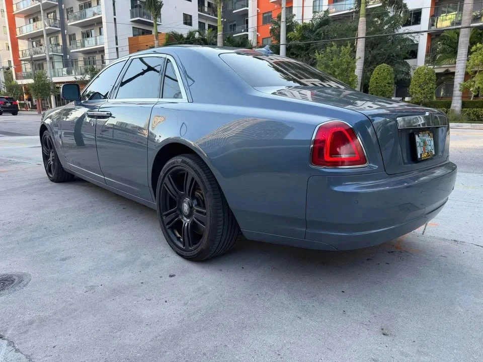 2010 Rolls-Royce Ghost 1st Gen - Image 5 of 20