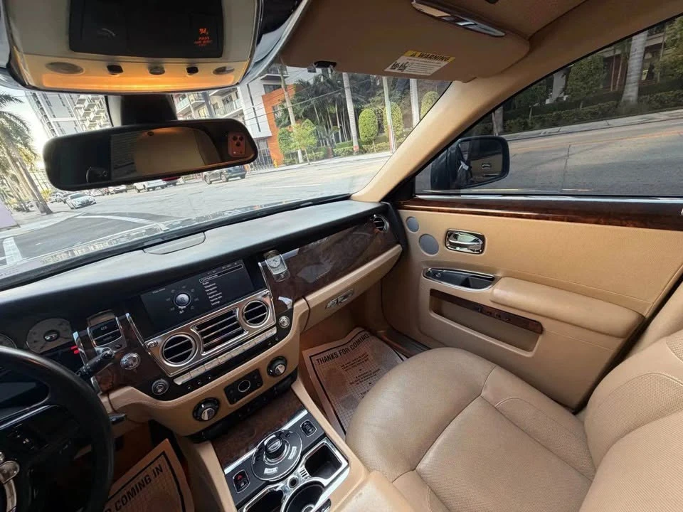 2010 Rolls-Royce Ghost 1st Gen - Image 11 of 20