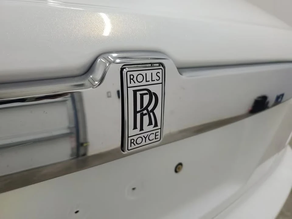 2010 Rolls-Royce Ghost 1st Gen - Image 5 of 16