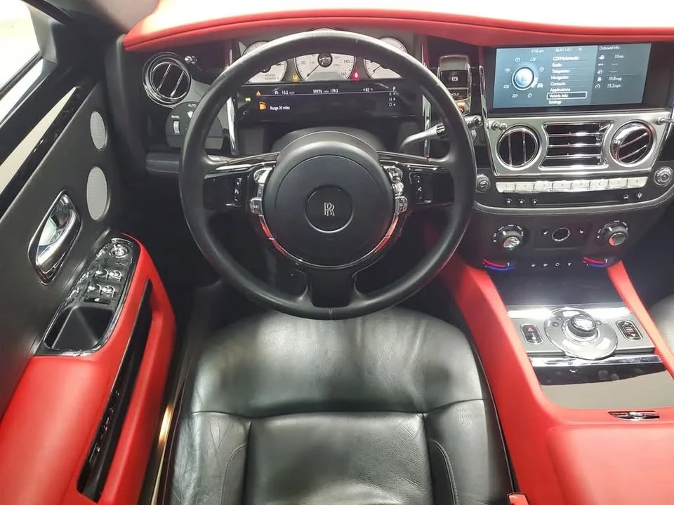 2010 Rolls-Royce Ghost 1st Gen - Image 10 of 16