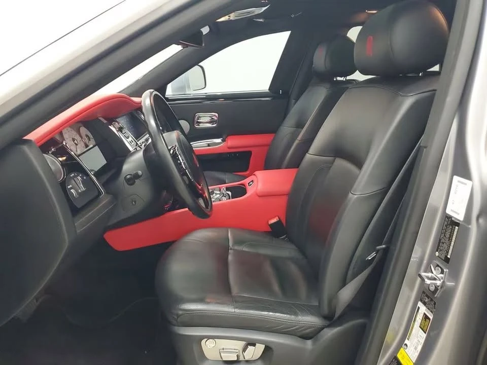 2010 Rolls-Royce Ghost 1st Gen - Image 11 of 16
