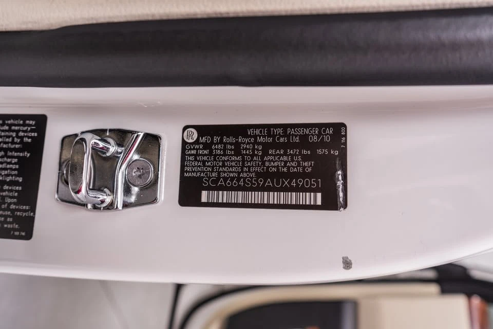 2010 Rolls-Royce Ghost 1st Gen - Image 19 of 19