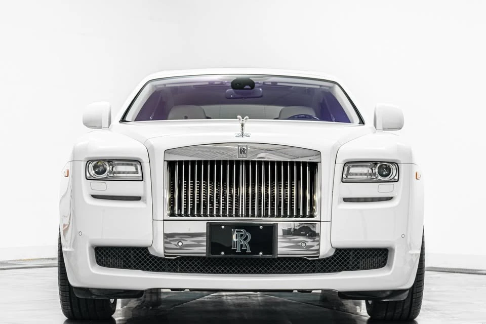 2010 Rolls-Royce Ghost 1st Gen - Image 3 of 19