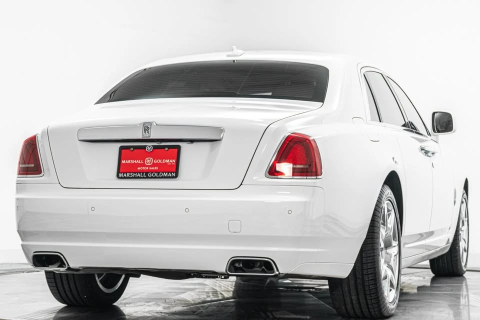 2010 Rolls-Royce Ghost 1st Gen - Image 8 of 19