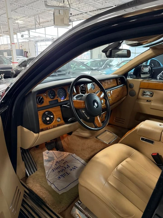 2010 Rolls-Royce Phantom VII - Image 5 of 10