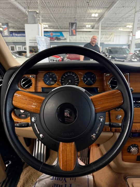2010 Rolls-Royce Phantom VII - Image 6 of 10