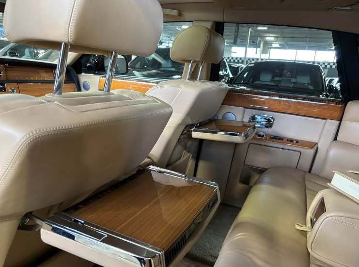 2010 Rolls-Royce Phantom VII - Image 7 of 13