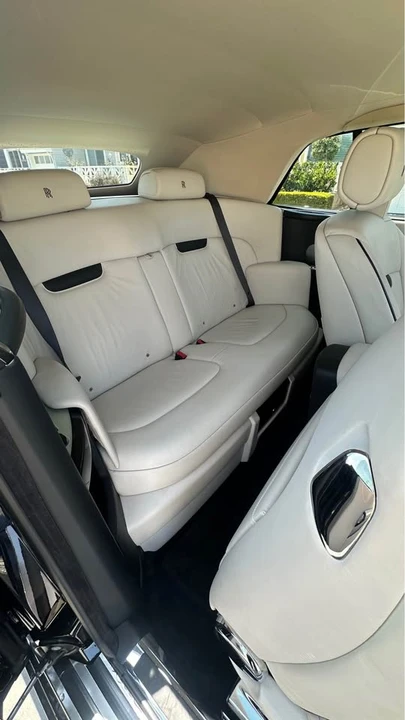 2010 Rolls-Royce Phantom VII - Image 5 of 19