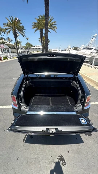 2010 Rolls-Royce Phantom VII - Image 14 of 19
